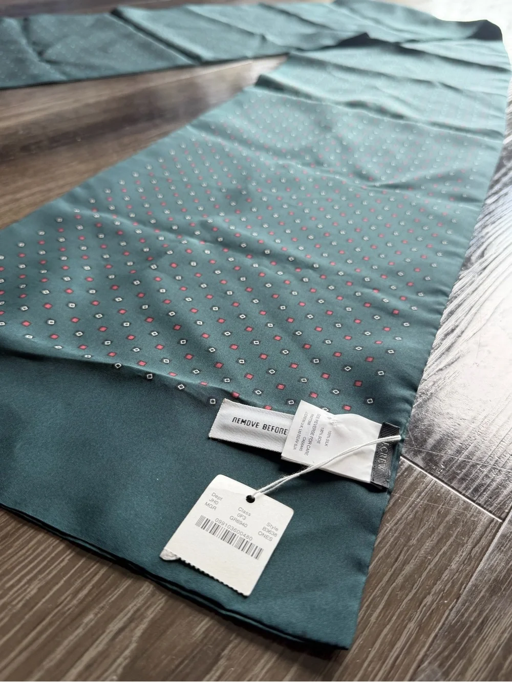NWT J.Crew 100% Silk scarf Long neck green 79” x 10”